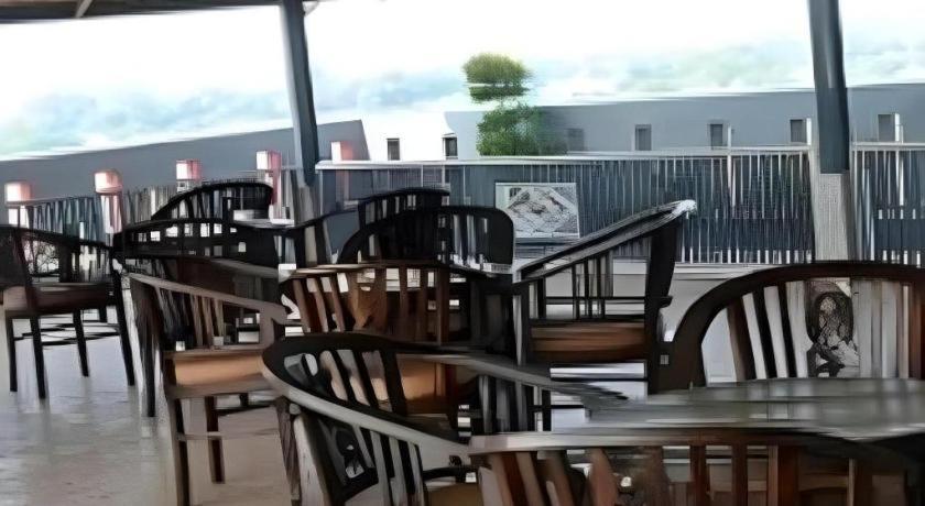 פורוואקרטה Hotel Khalista מראה חיצוני תמונה